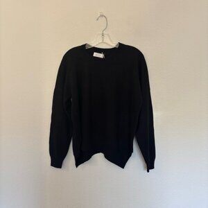 BE YOU by Geraldine Alasio Size Medium Cashmere Round Neck Sweater NWT